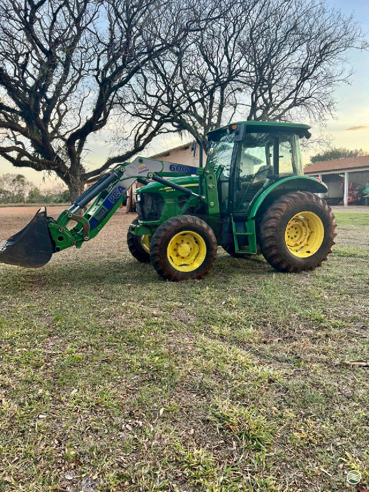TRATOR JOHN DEERE JOHN DEERE 5078E Tração 4x4 Consulting Agro ITUVERAVA SÃO PAULO SP